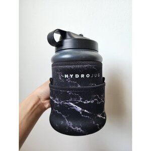 Hydrojug black bottle w/black marble sleeve 1/2 gallon